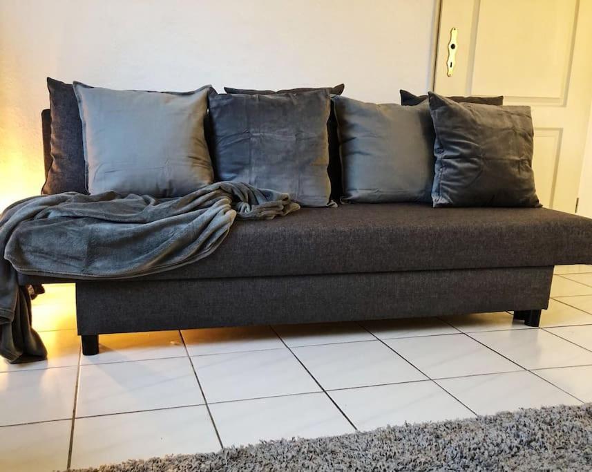 Charmante Gartenwohnung Mit Privatem Grossen Garten Köln Dış mekan fotoğraf